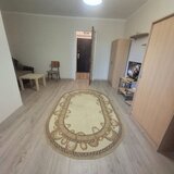 Titan, Trapezului, chiar la metrou 1 Decembrie